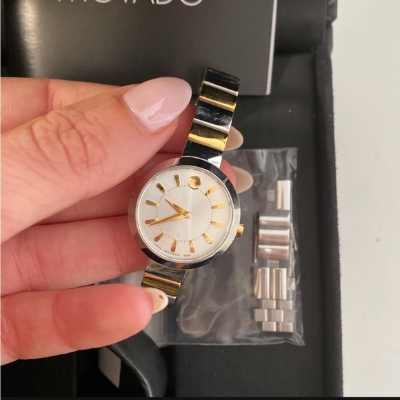 Movado watch - Picture 4 of 4